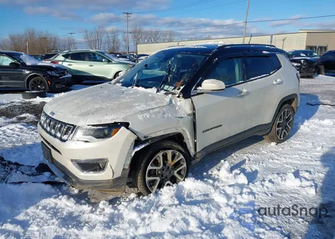 2018 Jeep Compass Limited 4X4 from USA, damaged, VIN 3C4NJDCB6JT436105
